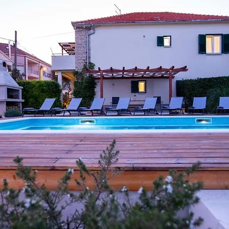 Apartamento Laura-villa La Dolce *