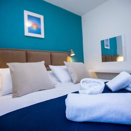 Laura-villa La Dolce *