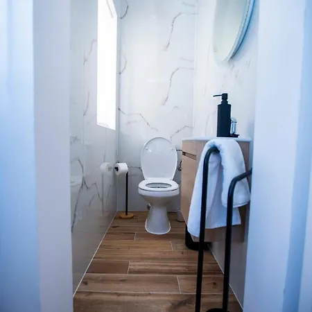 Laura-villa La Dolce Apartamento