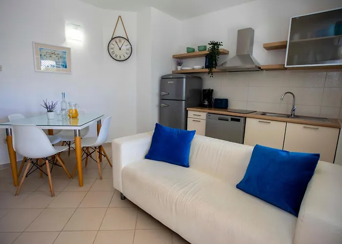 Apartamento Laura-villa La Dolce