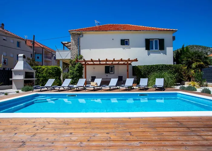 Laura-villa La Dolce * Trogir