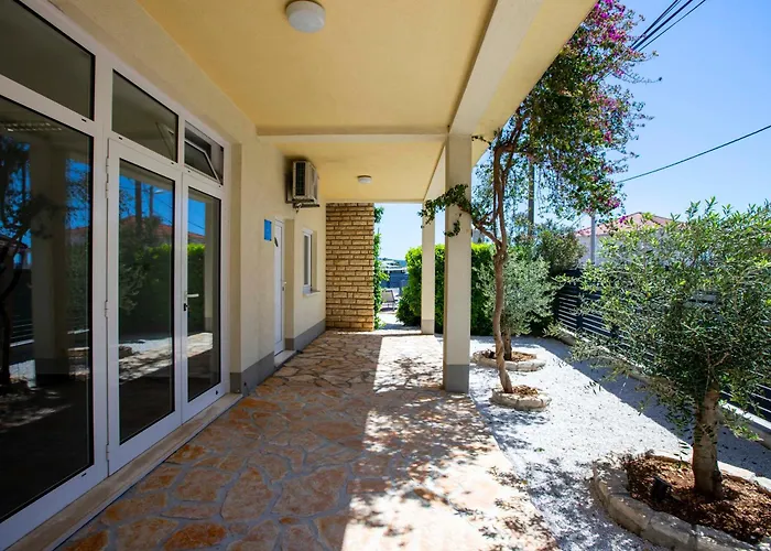 Appartamento Laura-villa La Dolce