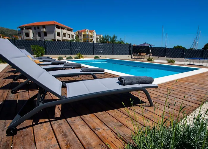 Laura-villa La Dolce * Trogir