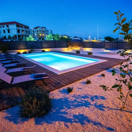 Laura-villa La Dolce * تروغير