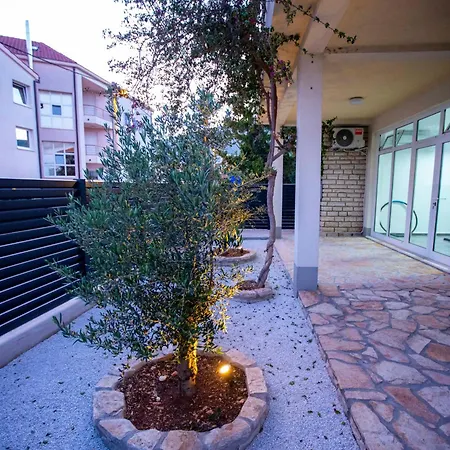 Laura-villa La Dolce * تروغير