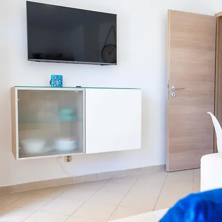 Laura-villa La Dolce شقة