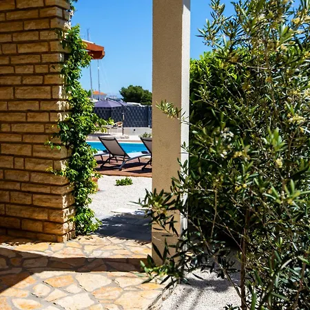 Laura-villa La Dolce Apartment *
