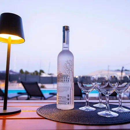 Laura-villa La Dolce 特罗吉尔