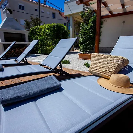 Laura-villa La Dolce