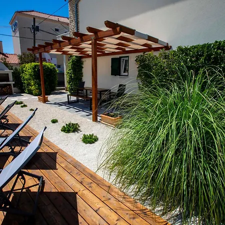 Laura-villa La Dolce Apartment