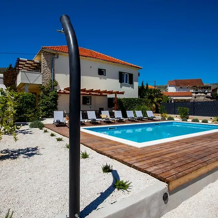 Laura-villa La Dolce Apartment *