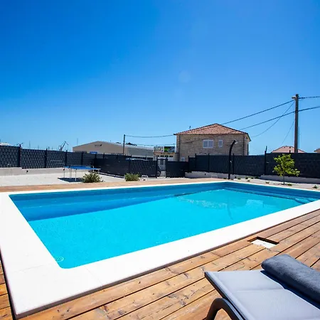 Laura-villa La Dolce * تروغير