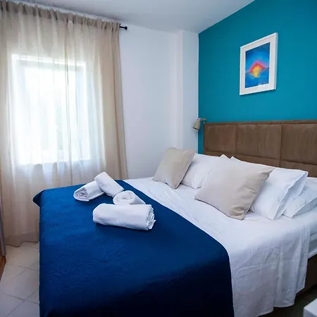 Laura-villa La Dolce 公寓 *