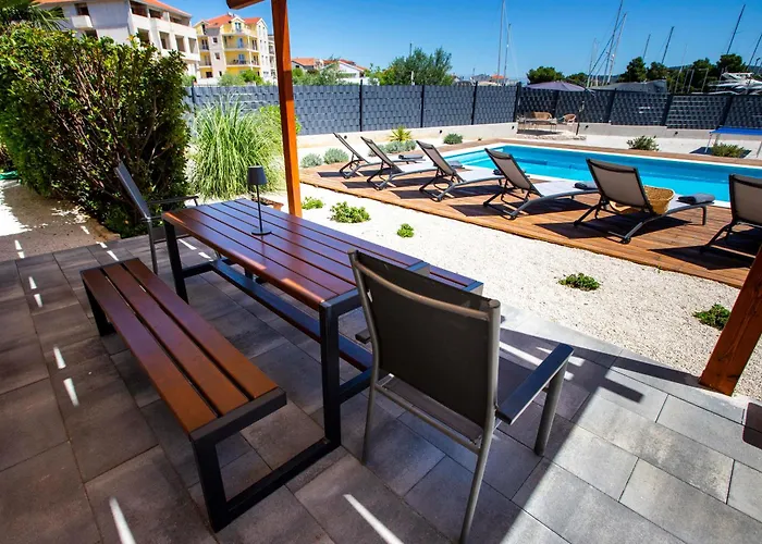 Laura-villa La Dolce